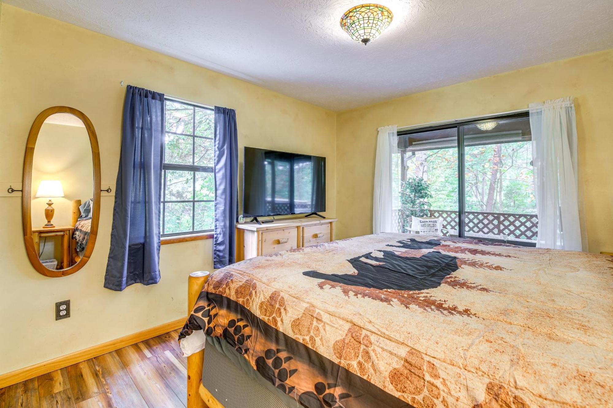Pet-Friendly Sevierville Rental With Private Hot Tub Экстерьер фото